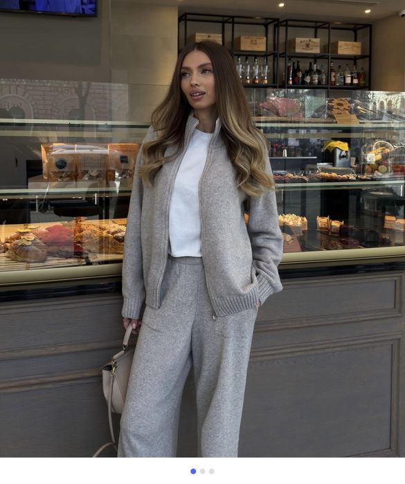 Вовняний трикотажний костюм: брюки + кардиган, бежевий