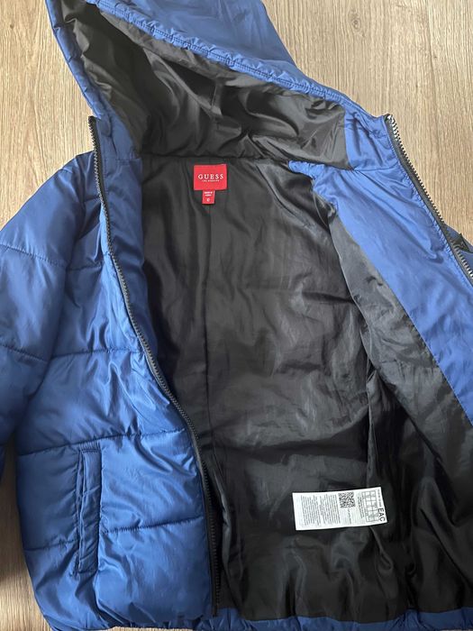 Kurtka chłopięca z kapturem przejściowa Guess roz. 140cm