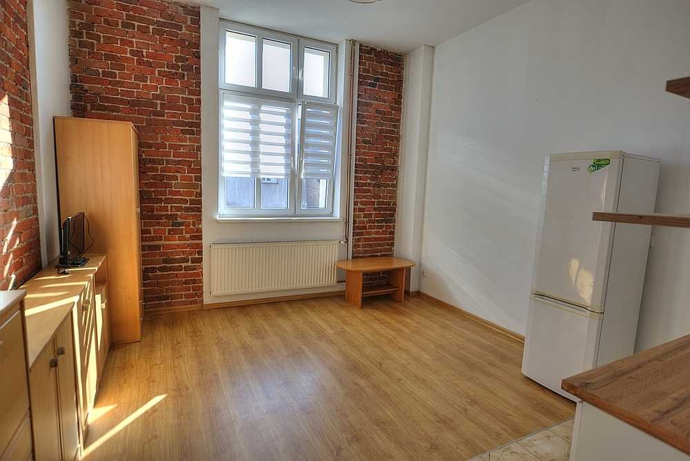 Kawalerka, I piętro, bezczynszowe