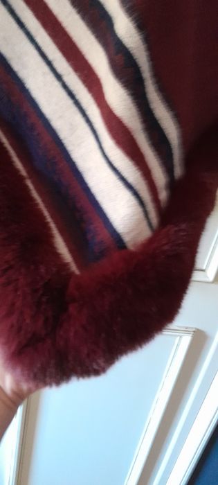 Capa/Poncho assimetrica