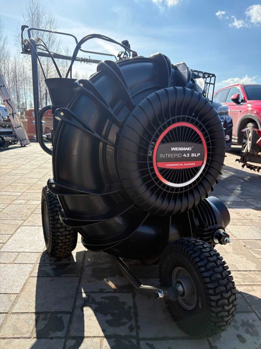 Dmuchawa spalinowa Weibang WBGB4313LC z napędem 9 kW
