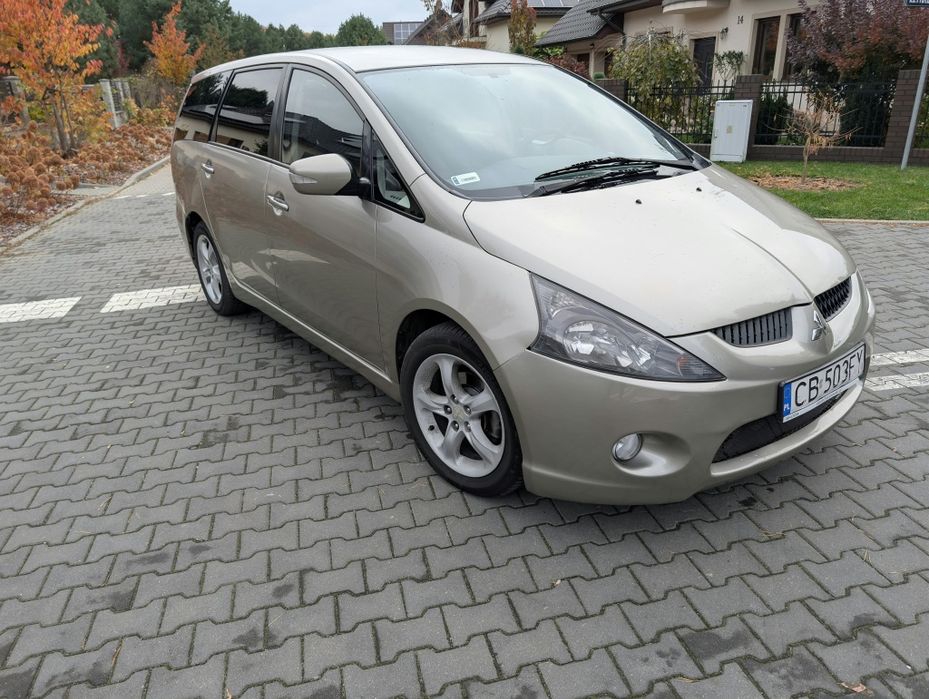 Mitsubishi Grandis 7 miejsc Hak GAZ LPG