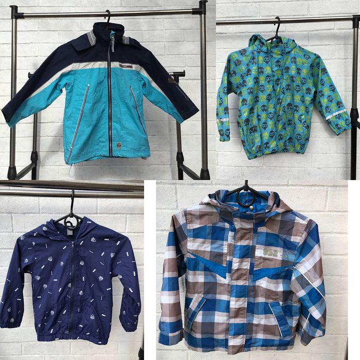 Ветровки и дождевик на рост 110 см.