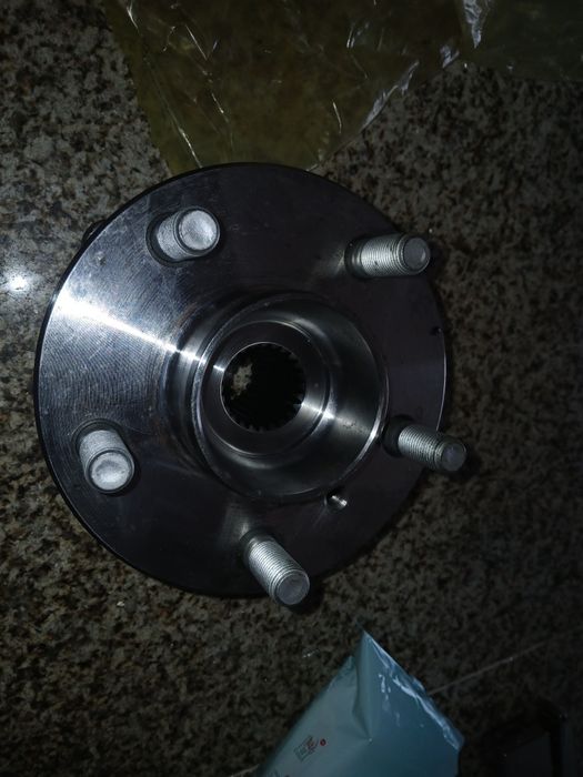 Cubo roda traseira land rover discovery td5