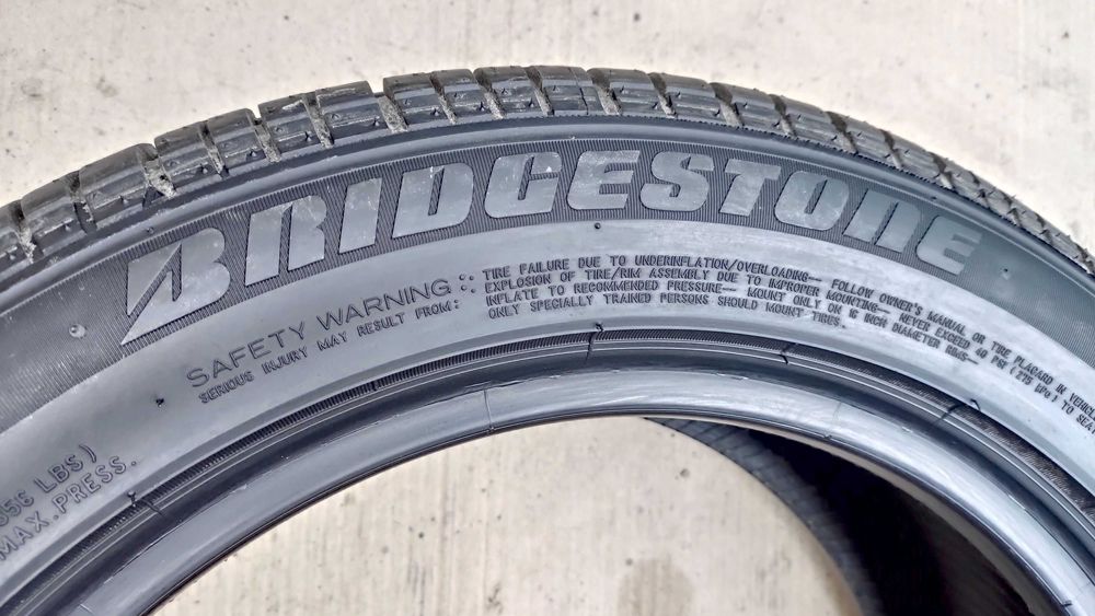 Шини  205/55R16 Bridgestone. Франція