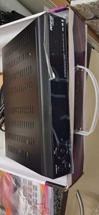 Receptor digital Amiko