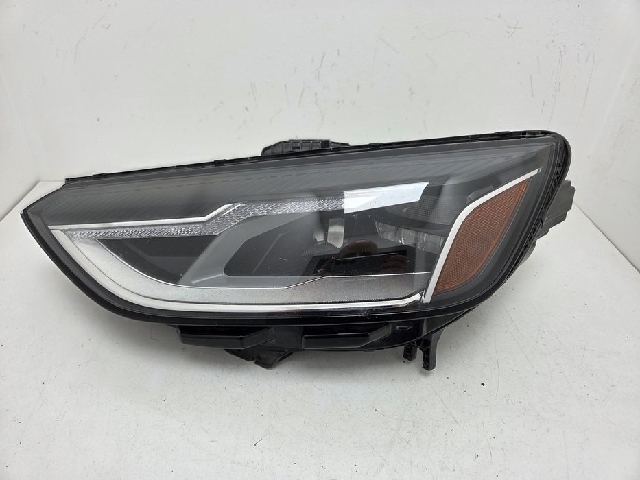 Фара ліва Audi A4 B9 2020-2024 USA