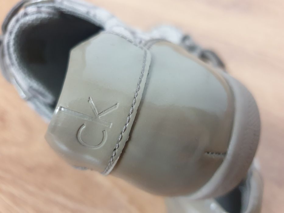 Buty damskie sznurowane Calvin Klein 38, beżowe