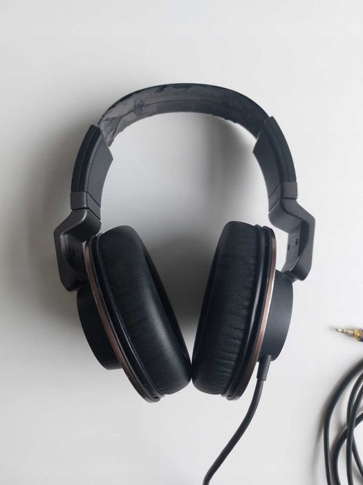 Nauszne słuchawki AKG K550 MKII