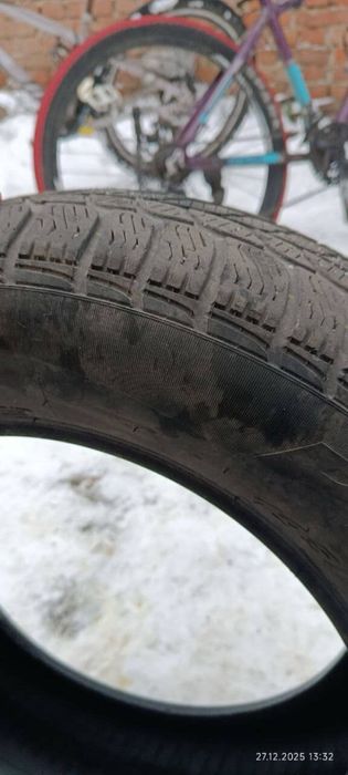 Хорошая зимняя резина R15 195/65 б/у