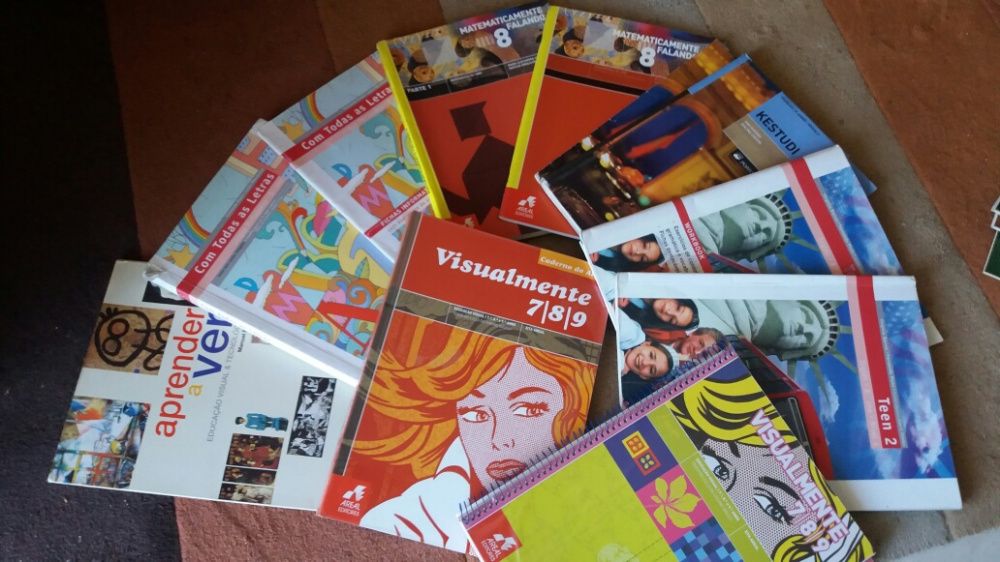 Livros escolares 7 / 8 /10 ano escolaridade