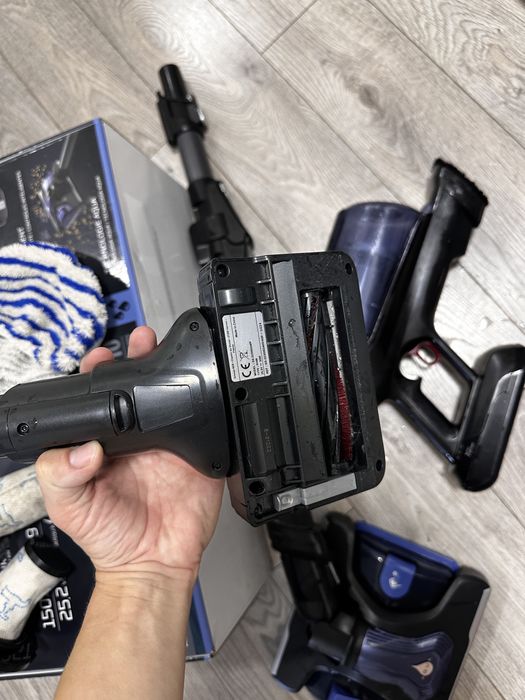 Продам пилосос rowenta x force flex aqua