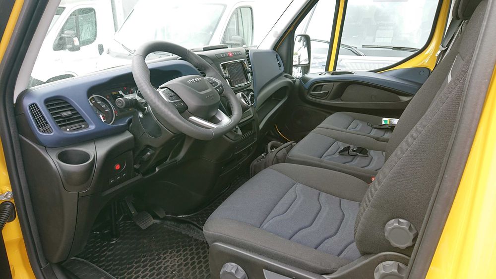 Autolaweta Kat.B Laweta Wynajem Iveco Daily Automat Łódź Górna