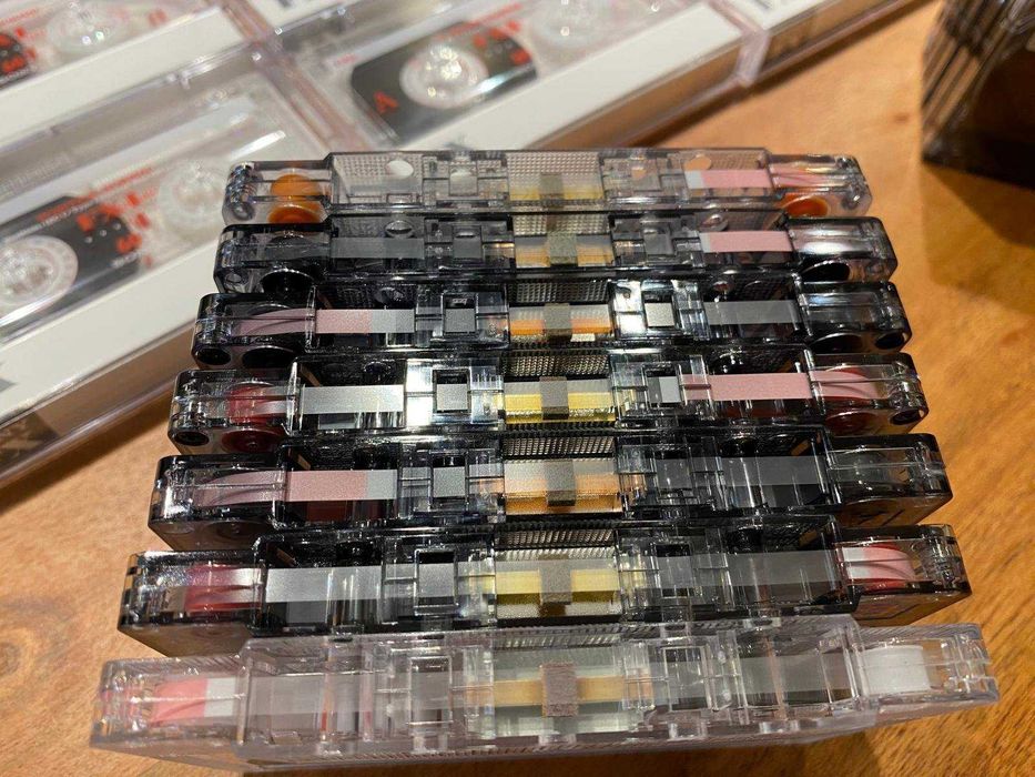 30 cassetes de gravação de áudio, novas.