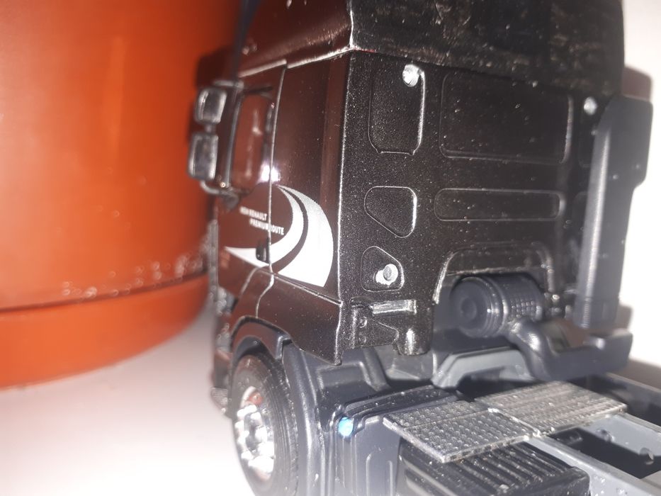 Грузовик Reno Eligor 1.43