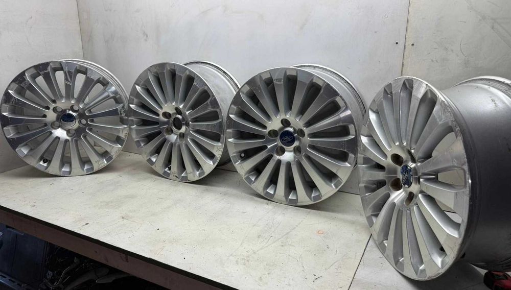 Jantes Ford Focus II SW R17  7JX17H2/ET50