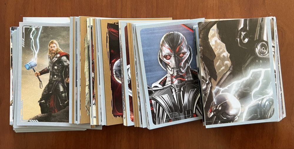 Coleção de cromos Panini - Vingadores - A ERA DE ULTRON