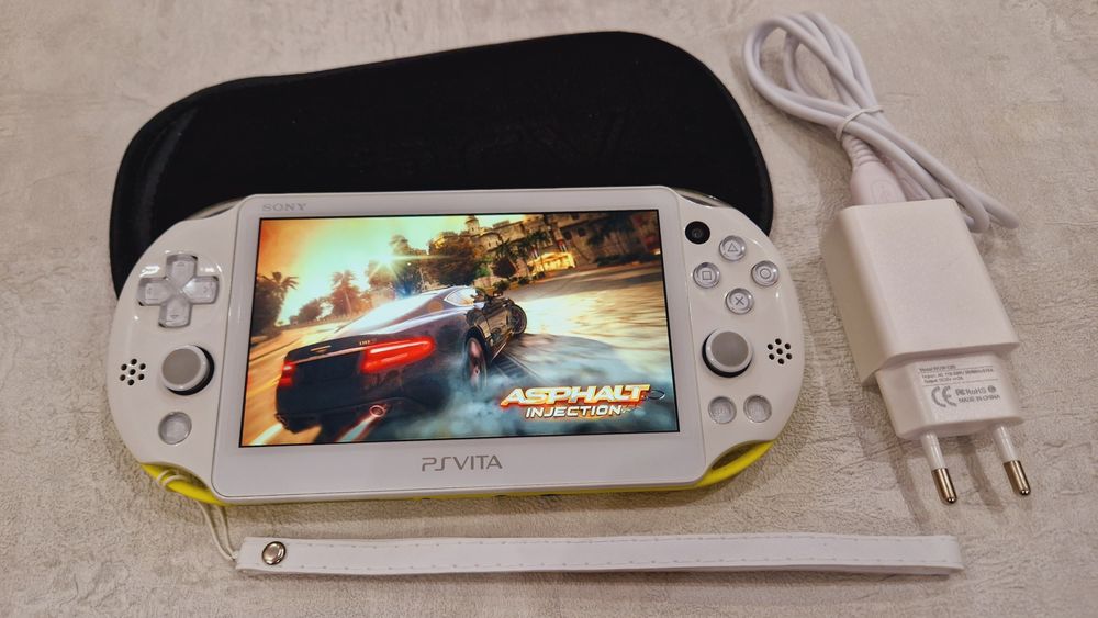 Sony PS Vita slim 64гиг +60игр+чехол!