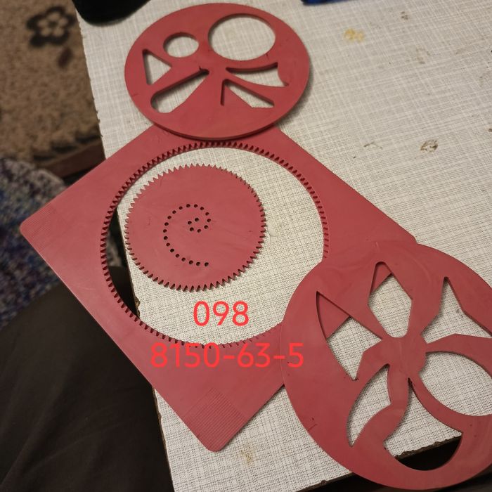 спірограф .Для дітей .для школи. Для малювання