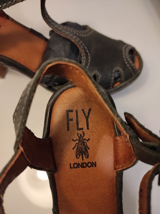 Sandálias Fly/Vicenza n° 36/37