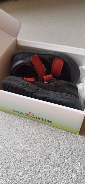 Buty niemowlęce firmy Mazurek rozm 22 nowe  półbuty sandały