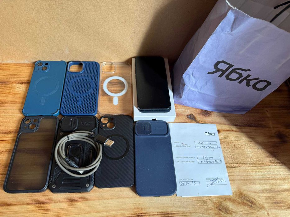 Apple iPhone 13 128GB Midnight Айфон