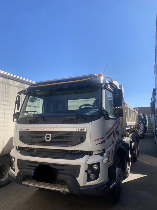 Volvo FMX 460 com bascúla