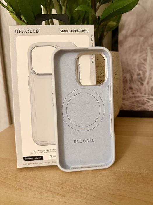 Decoded AntiMicrobial Silicone Stacks etui iPhone 16 Pro