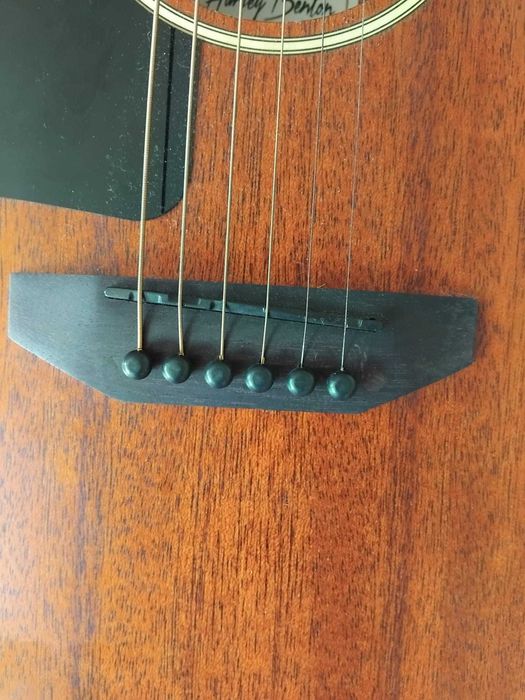 Guitarra Acústica Harley Benton GS Travel-E-LH Mahogany com extras