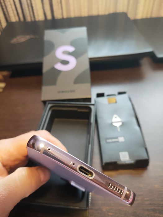 Самсунг s22 8/128