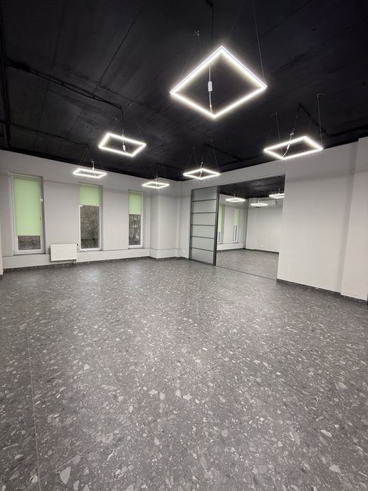 Перша здача Офіс 100 м2 БЦ Comfort City