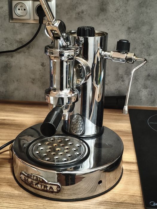 Ekspres dźwigniowy Elektra Microcasa a Leva S1C