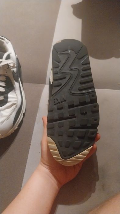 Sprzedamy buty NIKE AIR MAX 90