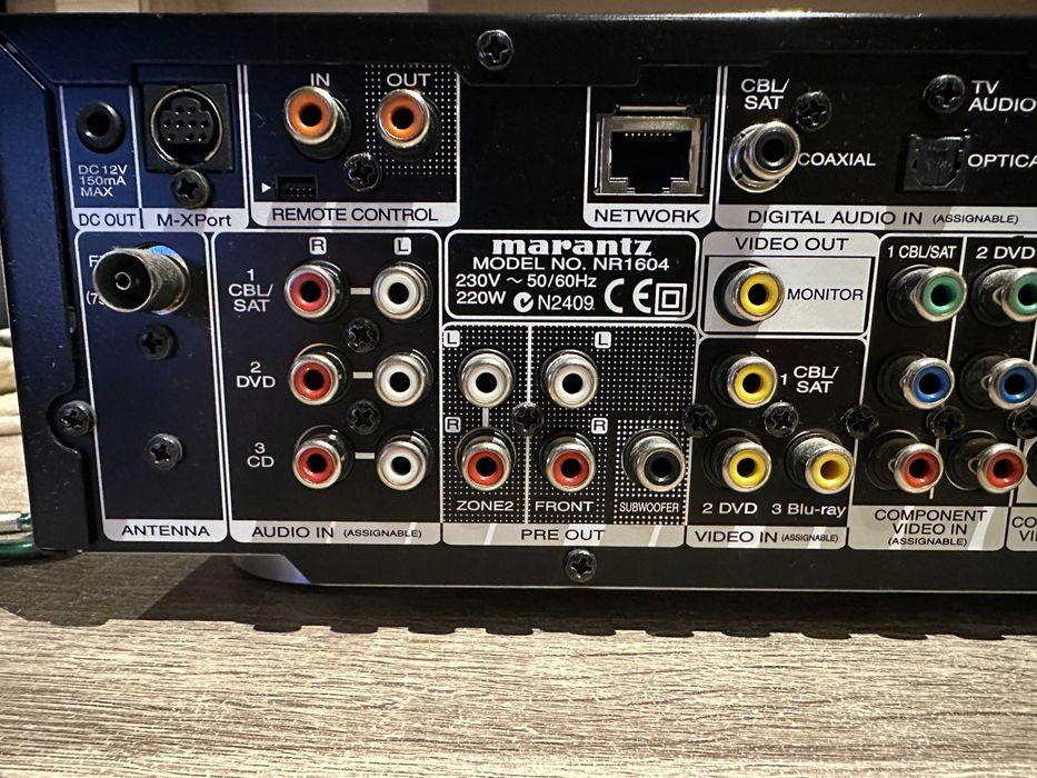 Marantz NR1604 z Obsługą Sieci LAN Ethernet Lifestyleowy Amplituner AV