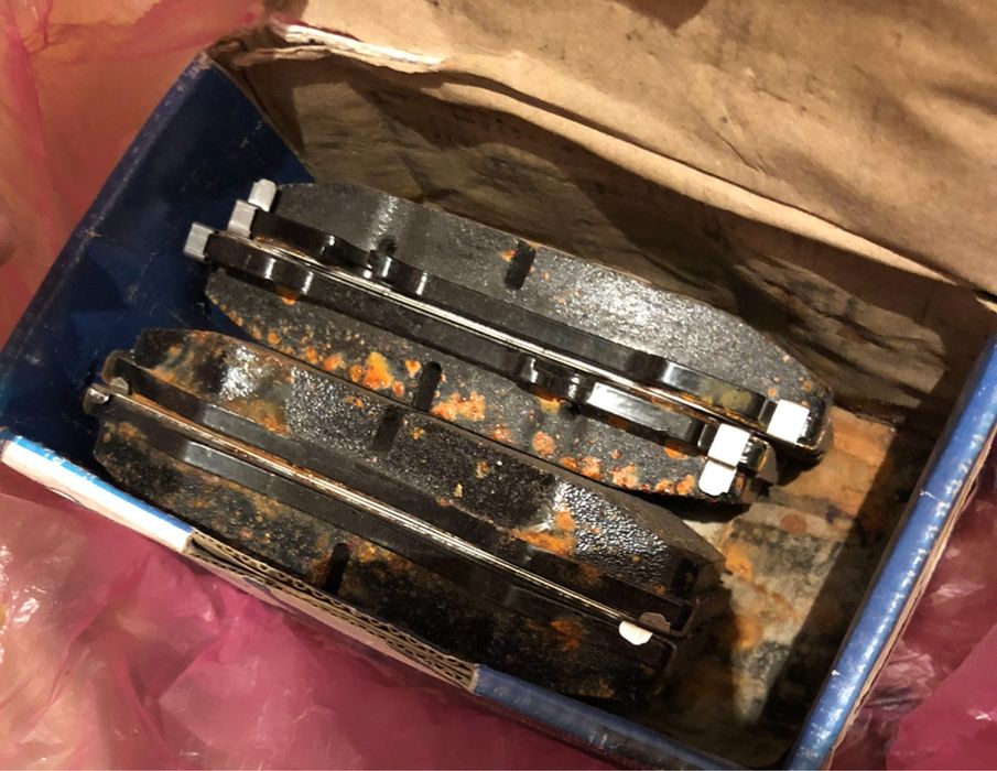 Гальмівні колодки HELLA Pagid 8DB 355 008-691 тормозні mercedes s ml