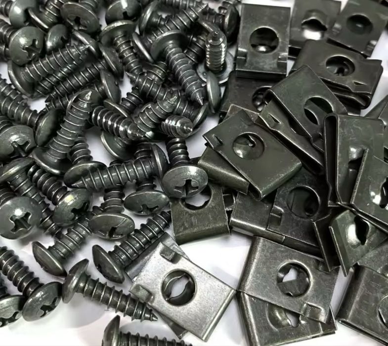 Крепеж защиты двигателя подкрылков саморезы плюс гайки зажимы набор 50