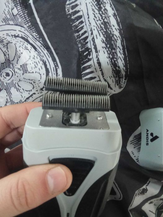 40€ saver Andis c/caixa e acessórios