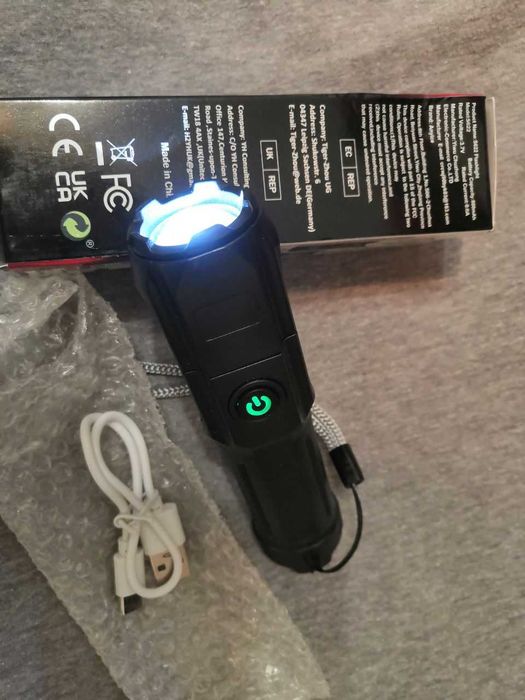 Портативний USB-зарядка ліхтар фонарь