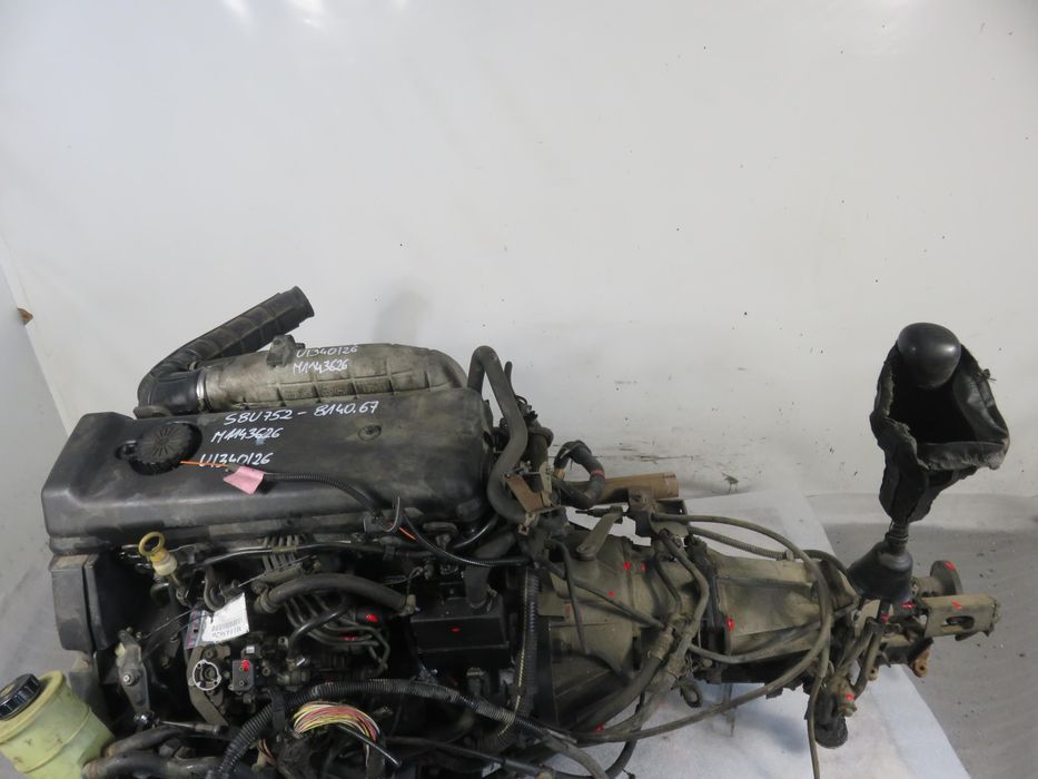 Silnik + Skrzynia Renault Trafic 2.5 D - S8u752 - 814067 Kompletny