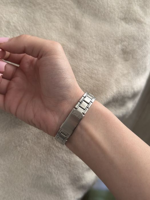 Casio жіночі часи оригінал