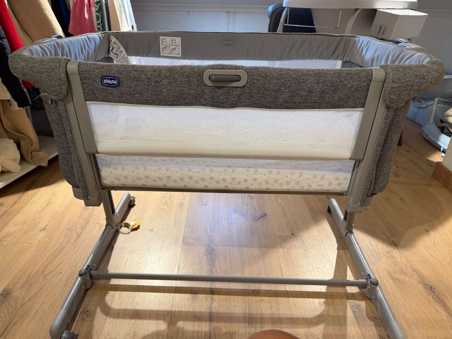 Berço portátil Chicco next2 me magic evo