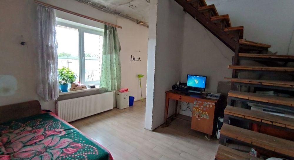 Продам 2х.этажный дом в Коротыче