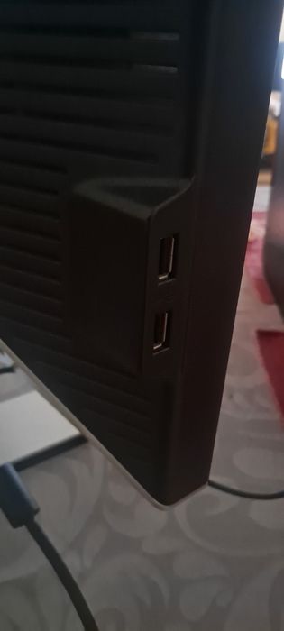 Monitor Dell  LCD UltraSharp 2009WT de 20"