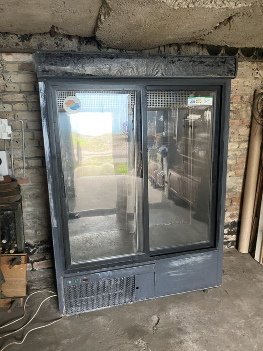 Холодильная витрина 200*145*70