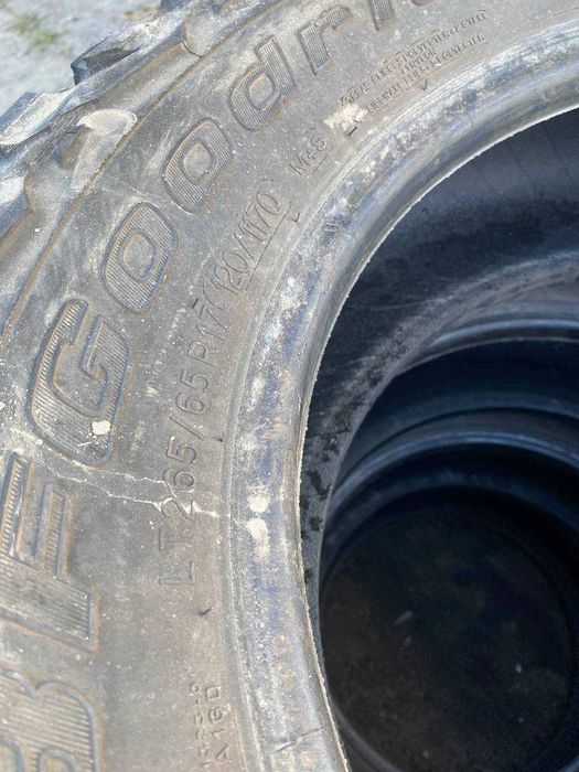 резина BFGoodrich Mud Terrain T/A KM3 265/65 R17 120Q XL