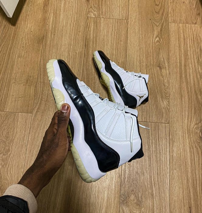 Jordan 11 muito novo
