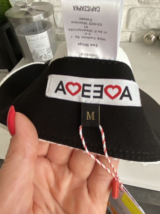 Czapka kaszkiet damska bialo czarna Eva Minge