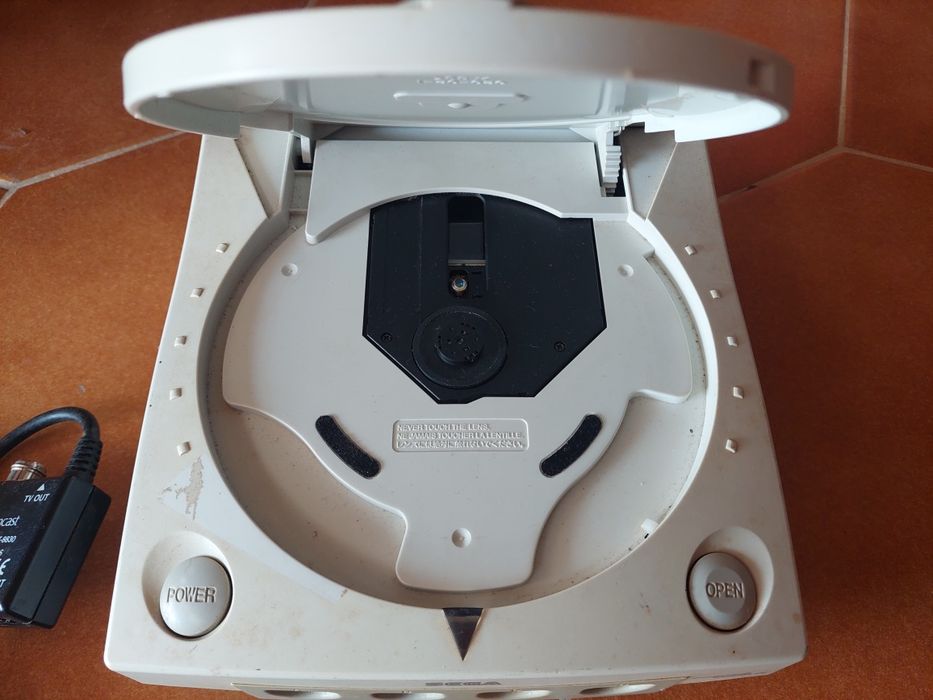 Sega Dreamcast (nao da imagem)