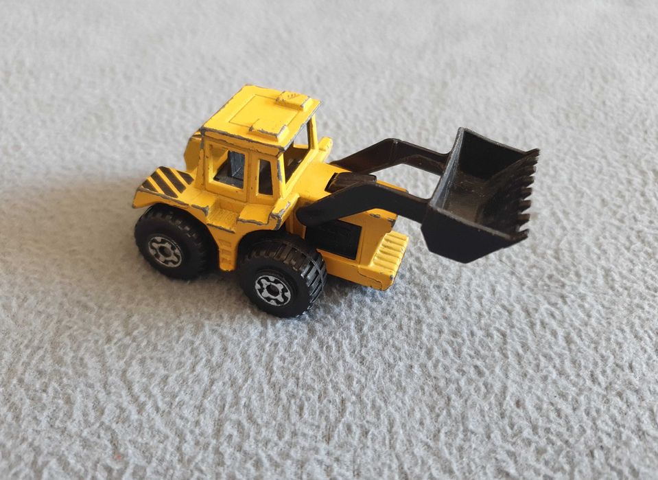 Matchbox: ModRod, Draguar, Pontiac, Astra, Tractor, Flareside, Snorkel