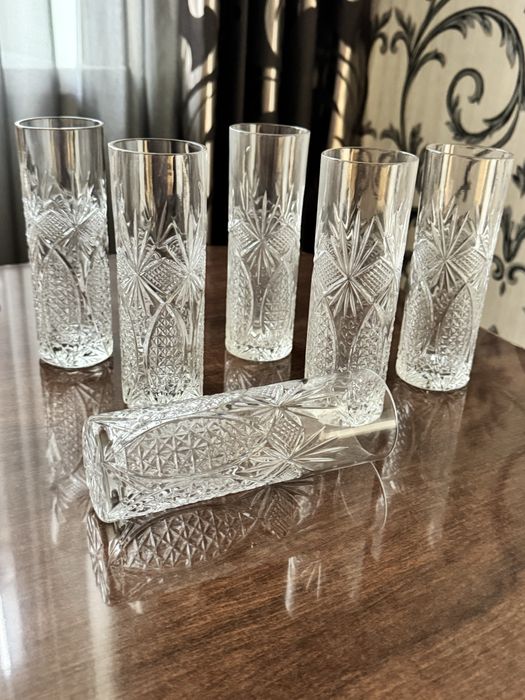 Стаканы хрустальные высокие